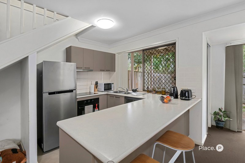 Photo - 6/30-42 Fleet Drive, Kippa-Ring QLD 4021 - Image 7