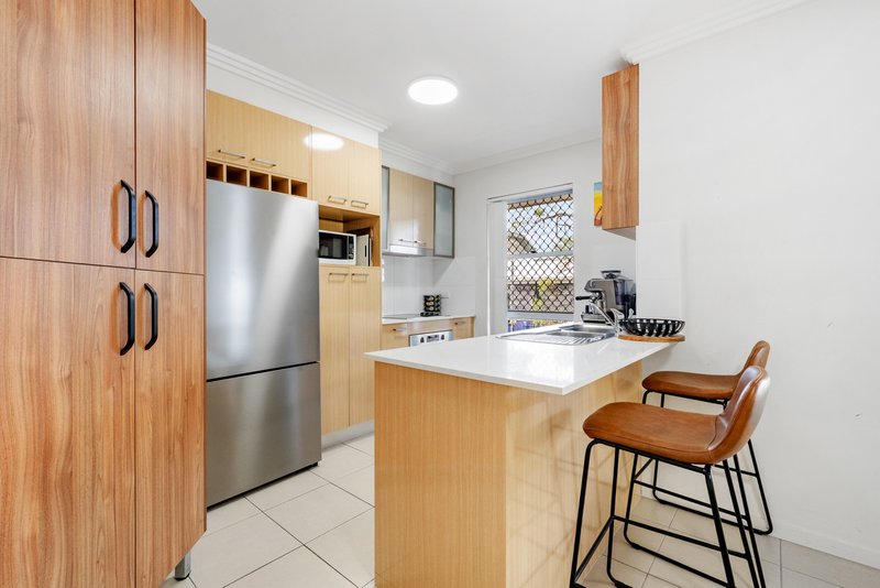 Photo - 6/30 Mcilwraith Street, Everton Park QLD 4053 - Image 2