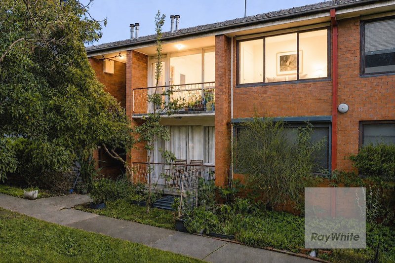 Photo - 6/30 Robb Street, Reservoir VIC 3073 - Image 2