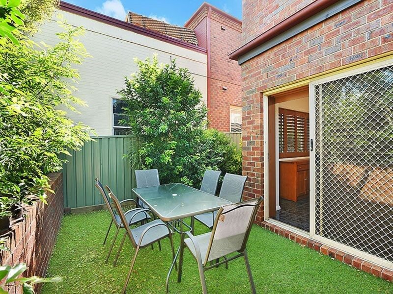 Photo - 6/301 Darby Street, Bar Beach NSW 2300 - Image 6