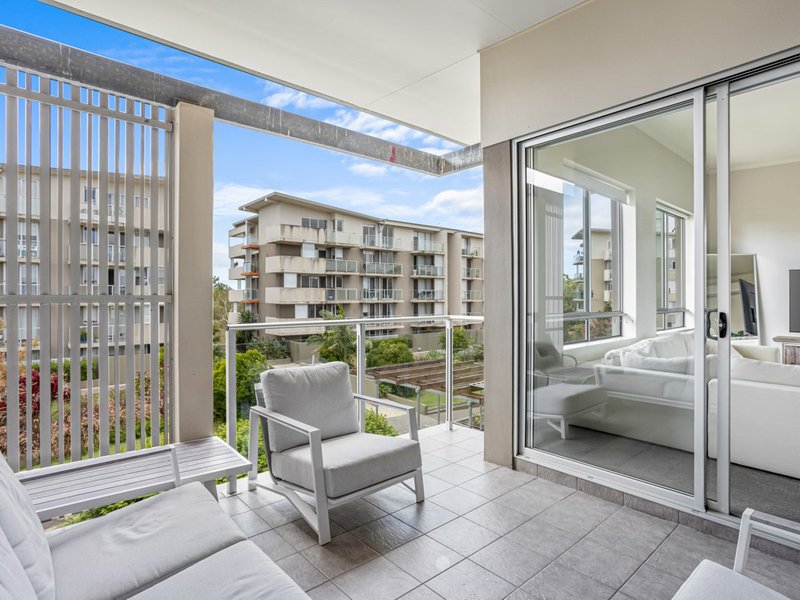 Photo - 6305/12 Executive Drive, Burleigh Waters QLD 4220 - Image 6