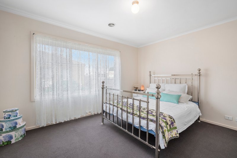 Photo - 6/31-33 Cranbourne Drive, Corio VIC 3214 - Image 4