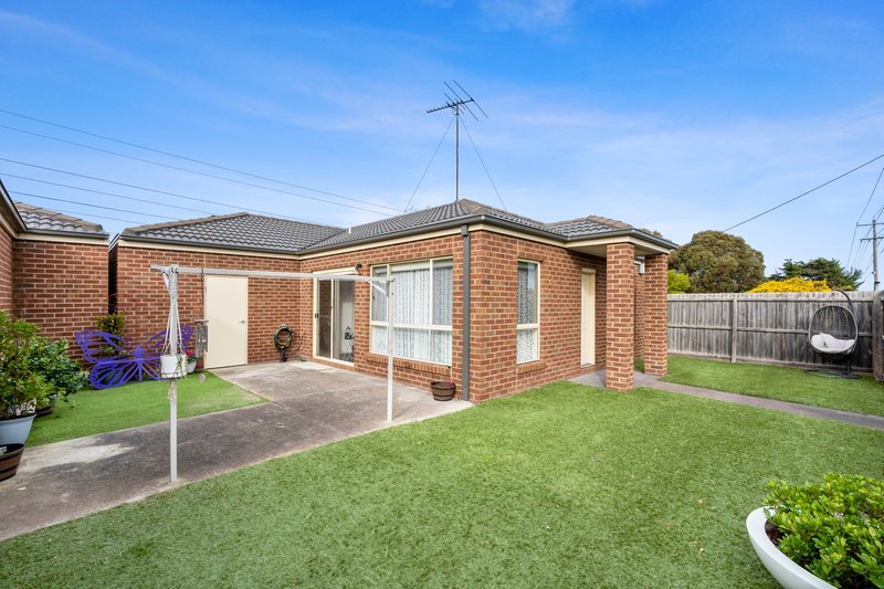 Photo - 6/31-33 Cranbourne Drive, Corio VIC 3214 - Image 6