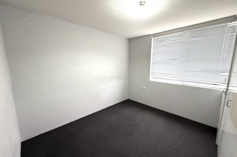 Photo - 6/31 Griffin Street, Bathurst NSW 2795 - Image 9