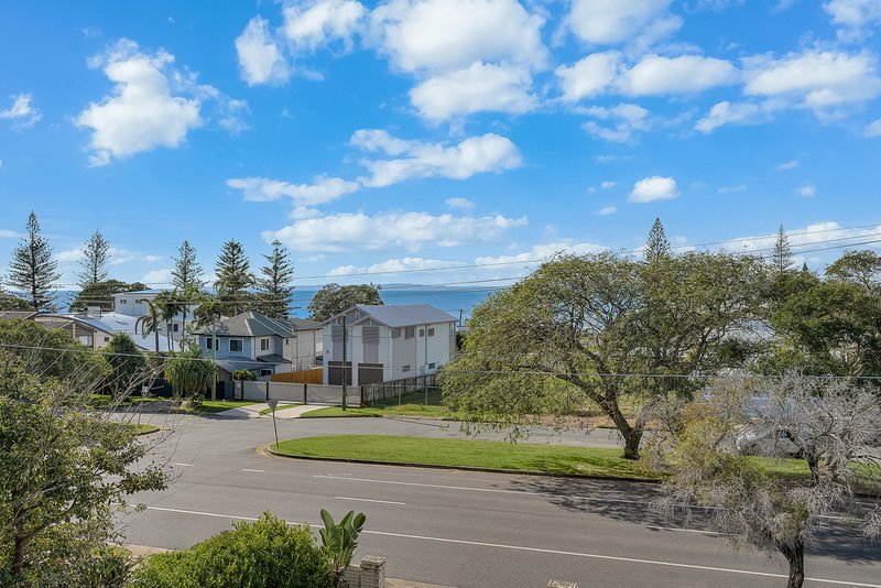 Photo - 6/31 Landsborough Avenue, Scarborough QLD 4020 - Image 10