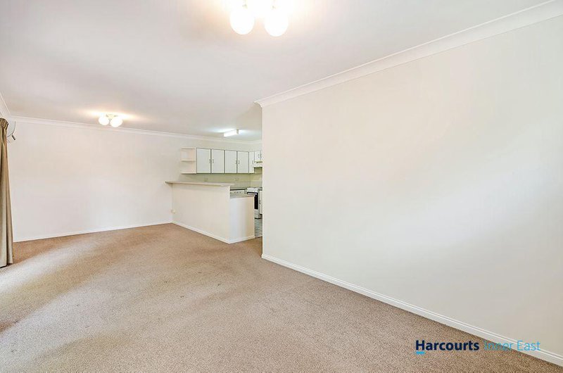 Photo - 6/31 Victor Street, Holland Park West QLD 4121 - Image 4