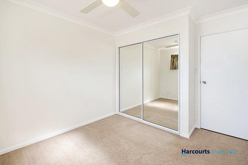 Photo - 6/31 Victor Street, Holland Park West QLD 4121 - Image 7