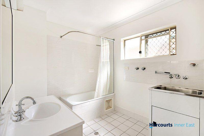 Photo - 6/31 Victor Street, Holland Park West QLD 4121 - Image 8