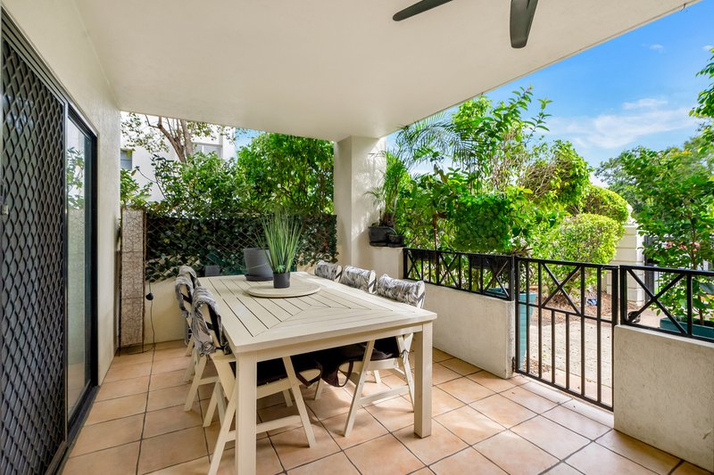 6/310-316 Lake Street, Cairns North QLD 4870