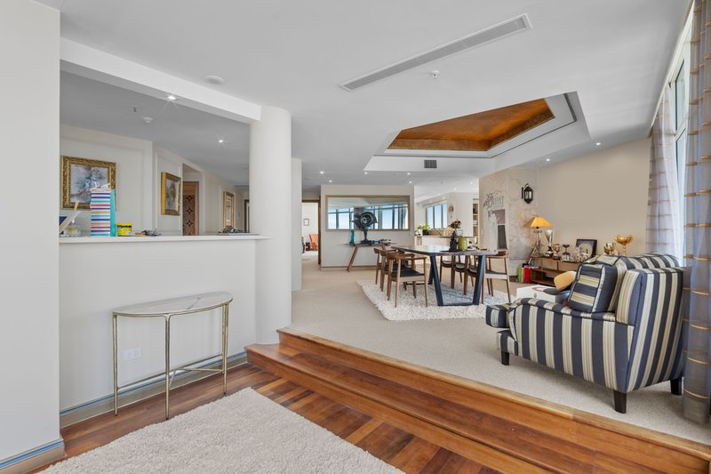 Photo - 63/100 Old Burleigh Road, Broadbeach QLD 4218 - Image 11
