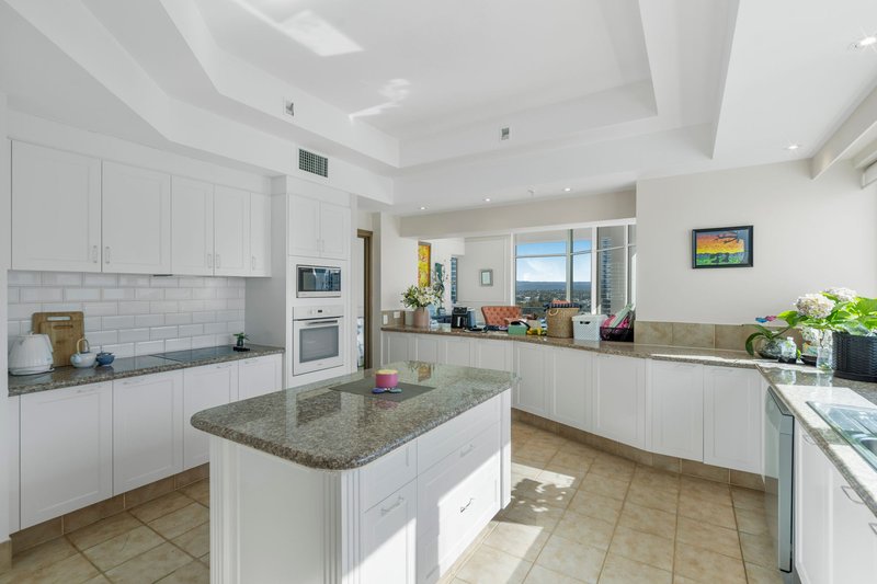 Photo - 63/100 Old Burleigh Road, Broadbeach QLD 4218 - Image 14