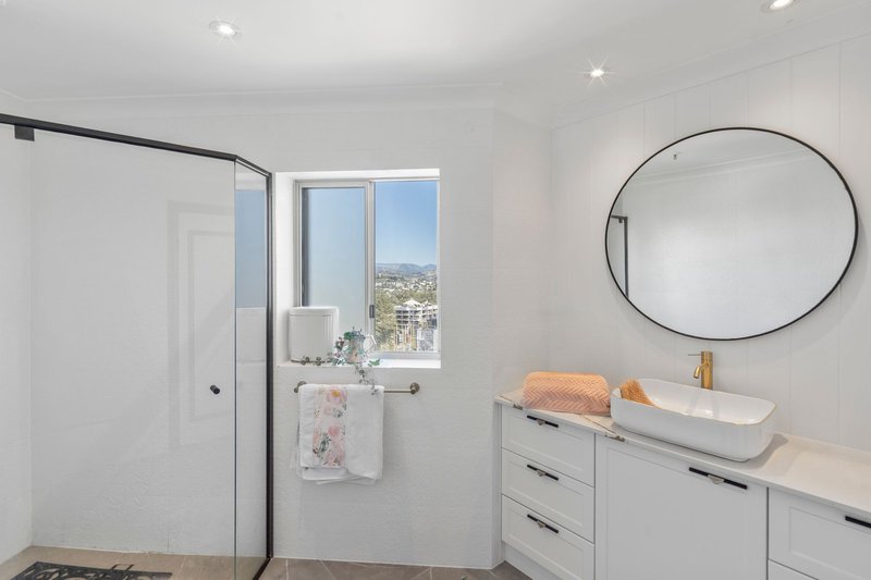 Photo - 63/100 Old Burleigh Road, Broadbeach QLD 4218 - Image 21
