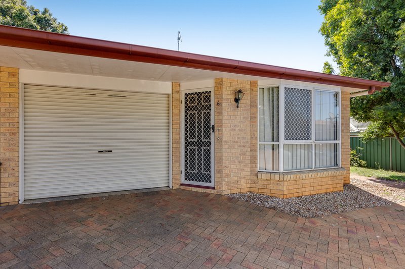 Photo - 6/314 West Street, Kearneys Spring QLD 4350 - Image 2