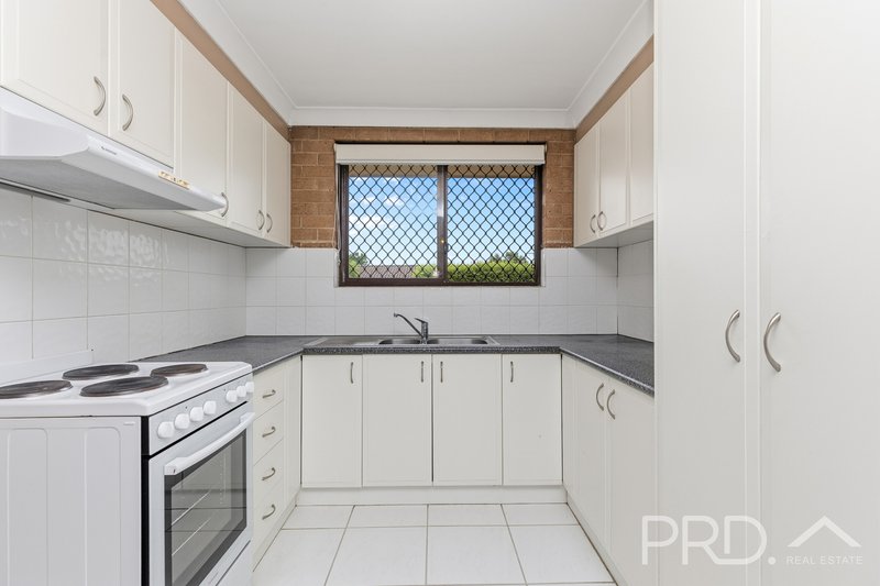 Photo - 6/32-34 Bundara Crescent, Tumut NSW 2720 - Image 3