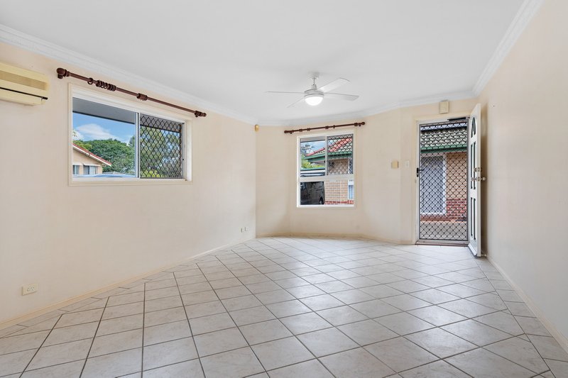 Photo - 6/32 Hall Street, Chermside QLD 4032 - Image 3