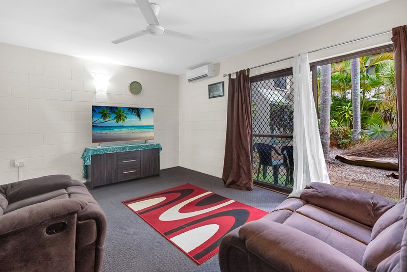 Photo - 6/323-329 Mcleod Street, Cairns North QLD 4870 - Image 4