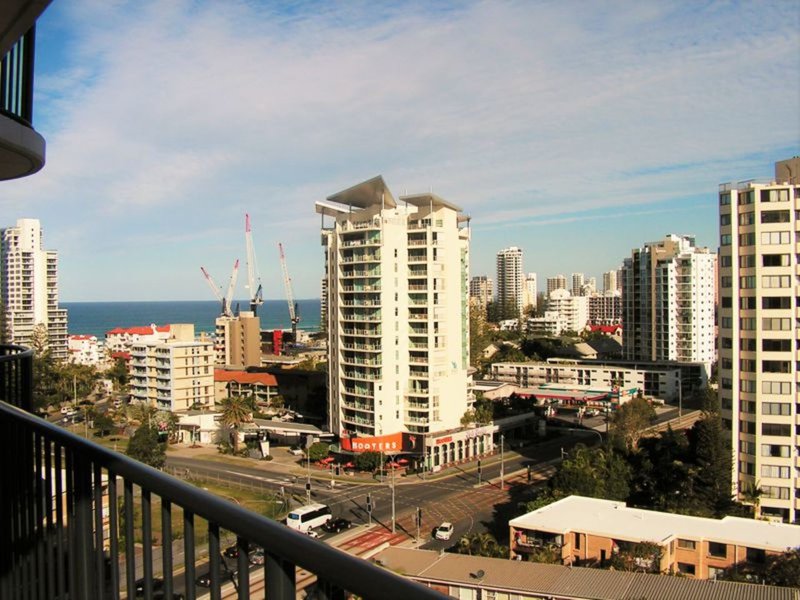 Photo - 63/2940 Gold Coast Hwy , Surfers Paradise QLD 4217 - Image 5