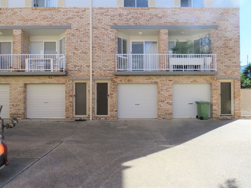 Photo - 6/33 Cronulla Ave , Mermaid Beach QLD 4218 - Image 2