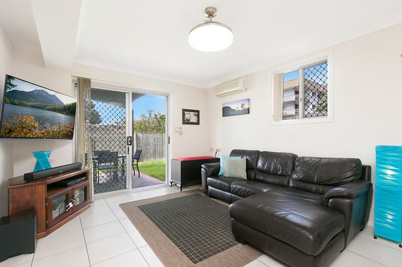 6/33 Derby Street, Coorparoo QLD 4151