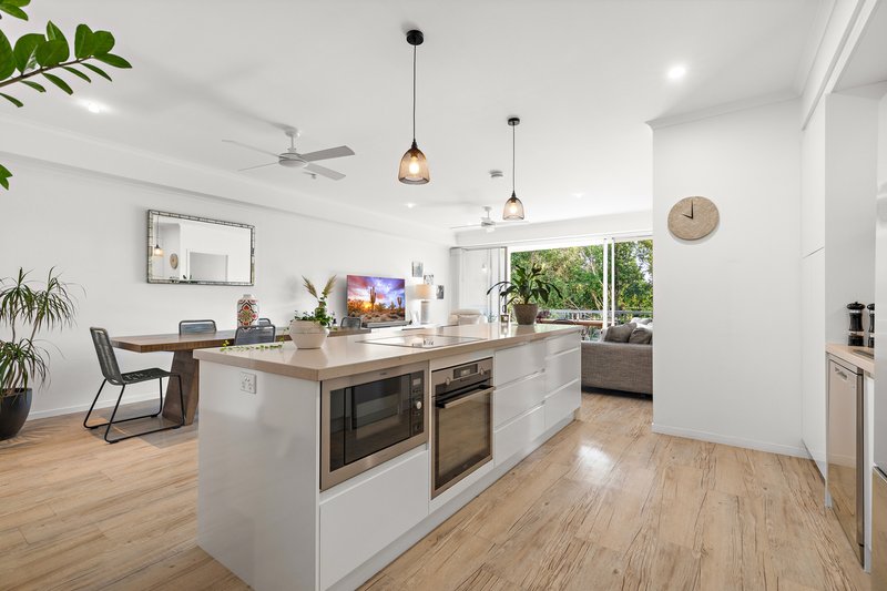 Photo - 6/33 Elanda Street, Sunshine Beach QLD 4567 - Image 2