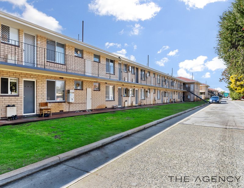 63/303 Harborne Street, Glendalough WA 6016