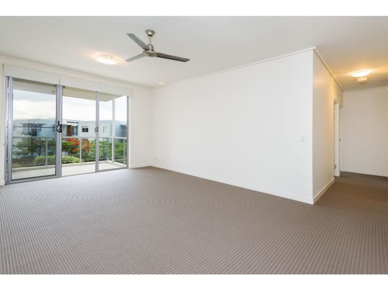 Photo - 633/64-68 Sickle Avenue, Hope Island QLD 4212 - Image 7