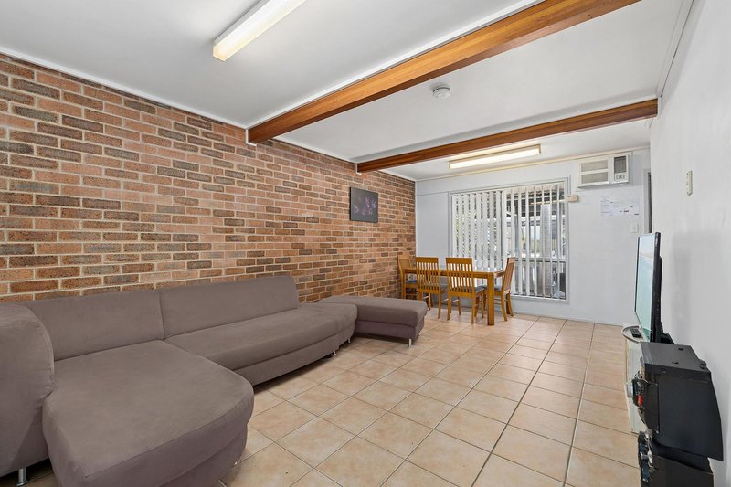Photo - 63/366-370 Rockonia Road, Koongal QLD 4701 - Image 2