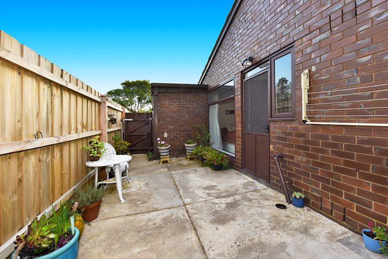 Photo - 6/34-36 Cornwall Road, Pascoe Vale VIC 3044 - Image 9