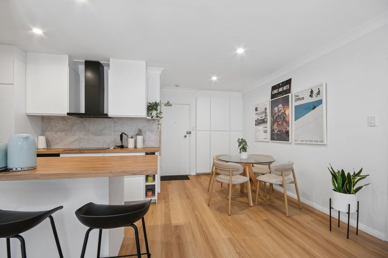 Photo - 6/34-36 The Crescent, Dee Why NSW 2099 - Image 4