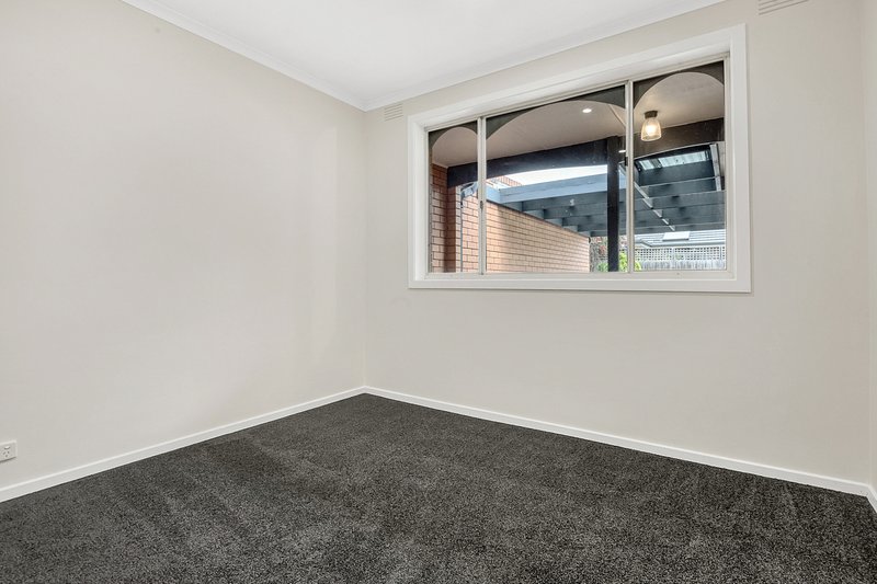 Photo - 6/35-37 Ashley Street, Reservoir VIC 3073 - Image 10