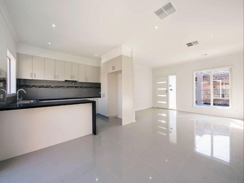 Photo - 6/35-37 Fitzpatrick Drive, Altona Meadows VIC 3028 - Image 2