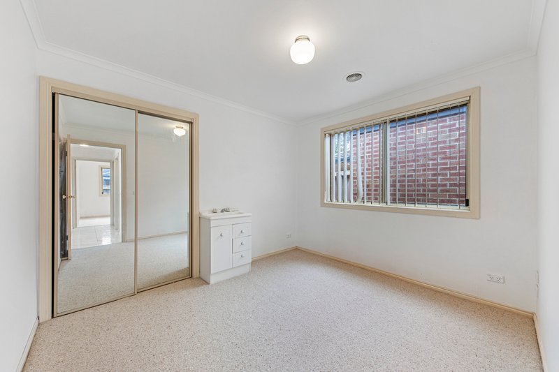 Photo - 6/35-41 Henry Street, Pakenham VIC 3810 - Image 9