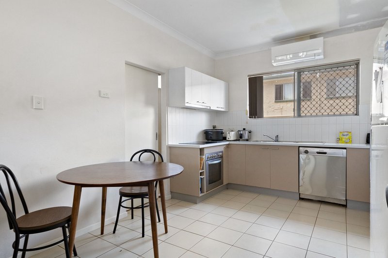 Photo - 6/35 Harvey Street, Strathpine QLD 4500 - Image 3