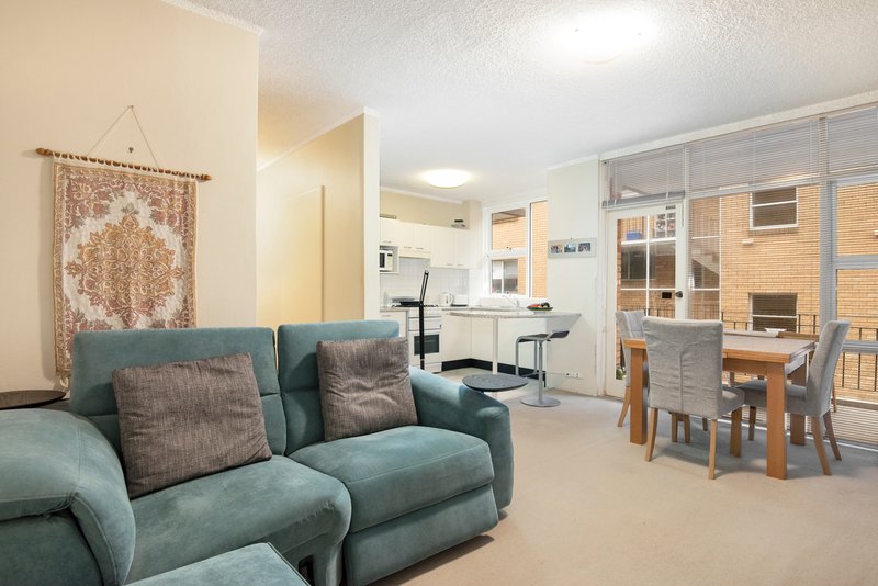 Photo - 6/35 Moruben Road, Mosman NSW 2088 - Image 2