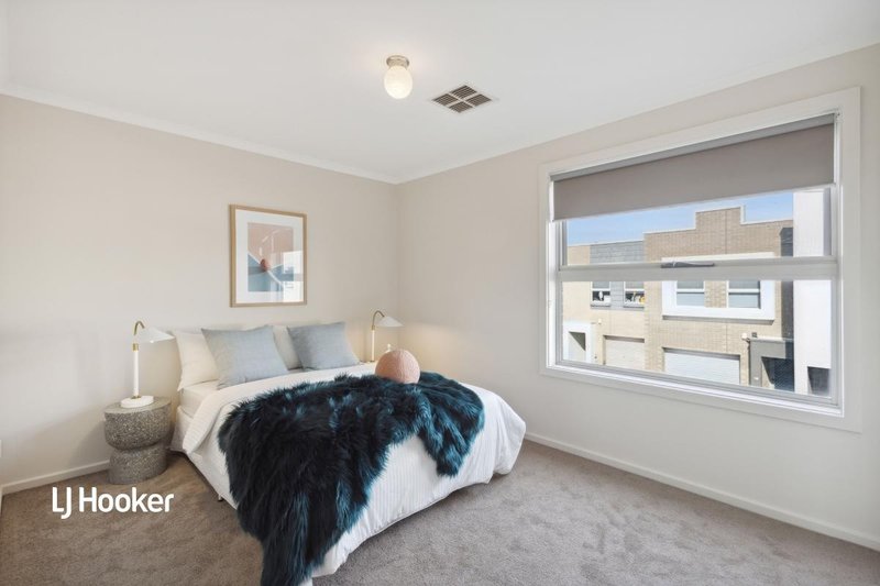 Photo - 6/35 Victoria Parade, Mawson Lakes SA 5095 - Image 7