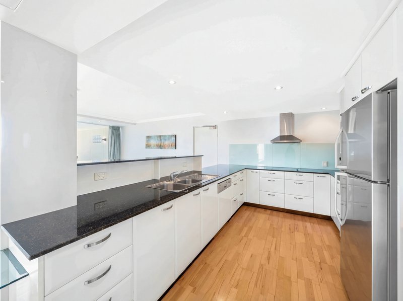 Photo - 6/36-38 Prince Edward Parade, Redcliffe QLD 4020 - Image 19