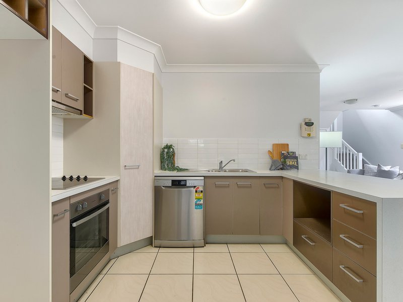 Photo - 6/36 Russell Street, Everton Park QLD 4053 - Image 4