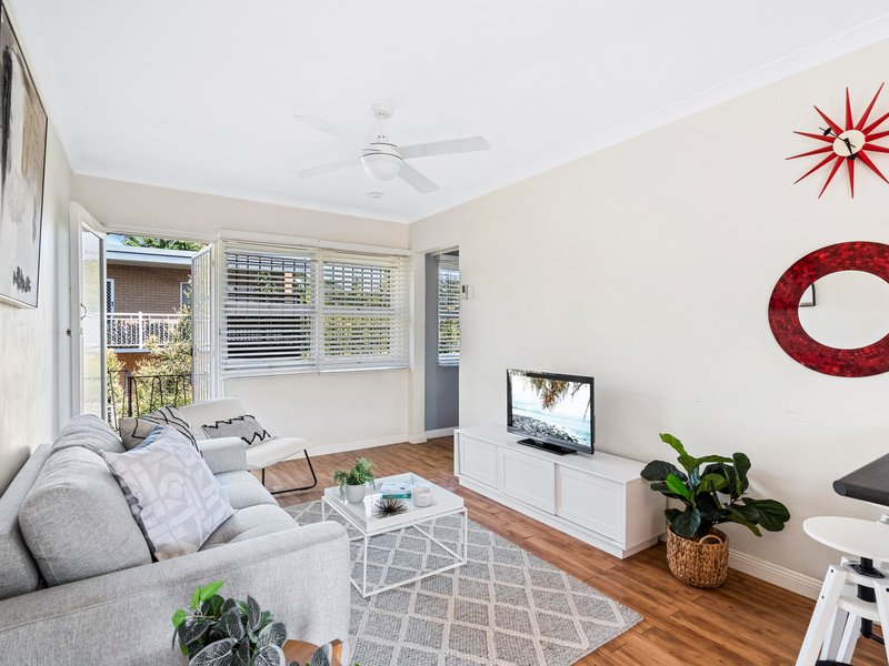 Photo - 6/37 Dansie Street, Greenslopes QLD 4120 - Image 2