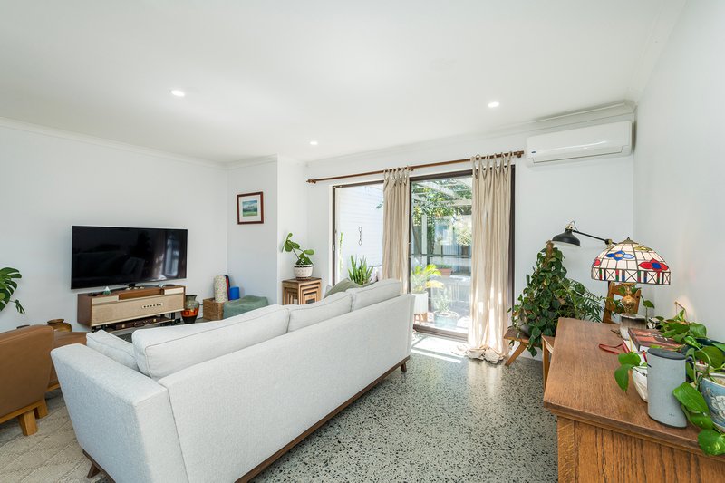 Photo - 6/37 Shakespeare Avenue, Yokine WA 6060 - Image 8