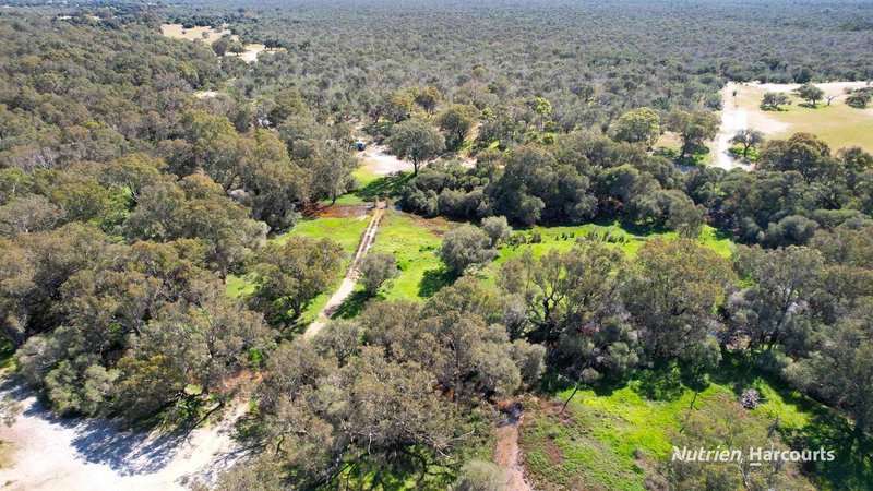 Photo - 638 Chitna Road, Neergabby WA 6503 - Image 18