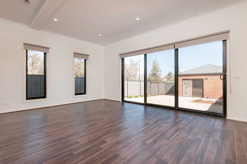 Photo - 6/38 Mallard Circuit, Craigieburn VIC 3064 - Image 6