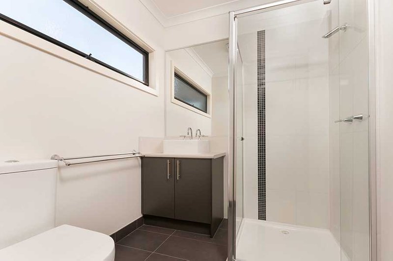 Photo - 6/38 Mallard Circuit, Craigieburn VIC 3064 - Image 10