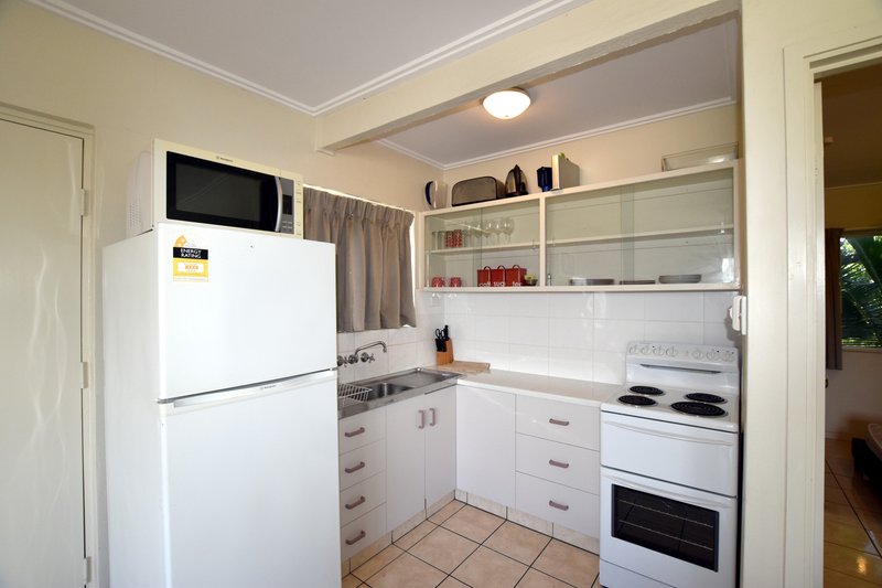 Photo - 6/38 Yarroon Street, Gladstone Central QLD 4680 - Image 4