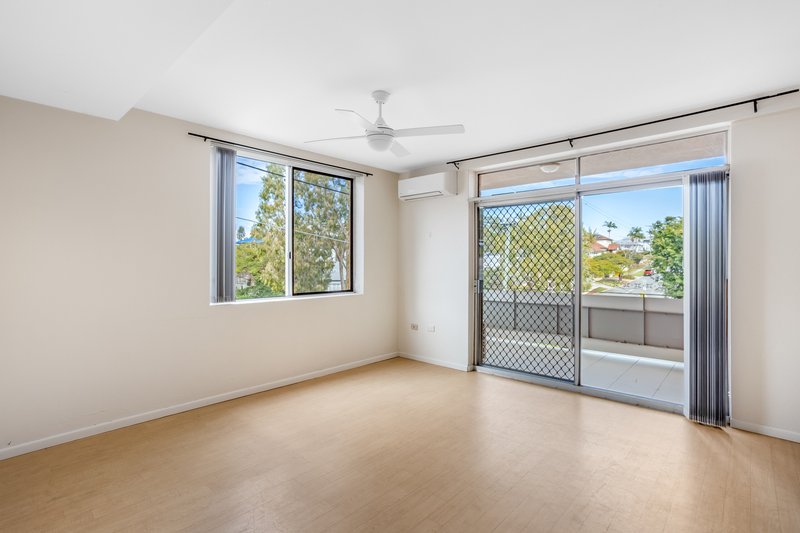 Photo - 6/387 Cavendish Road, Coorparoo QLD 4151 - Image 3