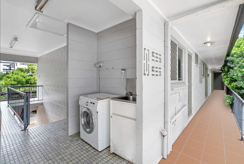 Photo - 6/392 Severin Street, Parramatta Park QLD 4870 - Image 7