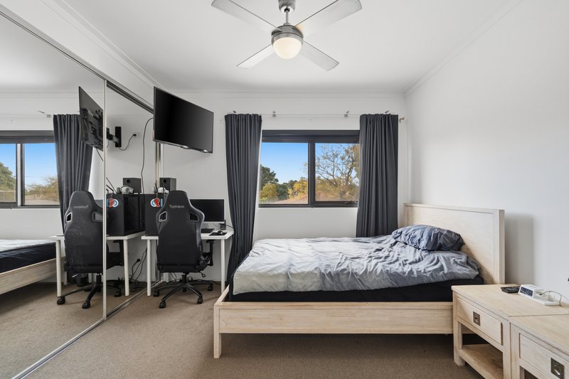 Photo - 6/393 Abernethy Road, Cloverdale WA 6105 - Image 28