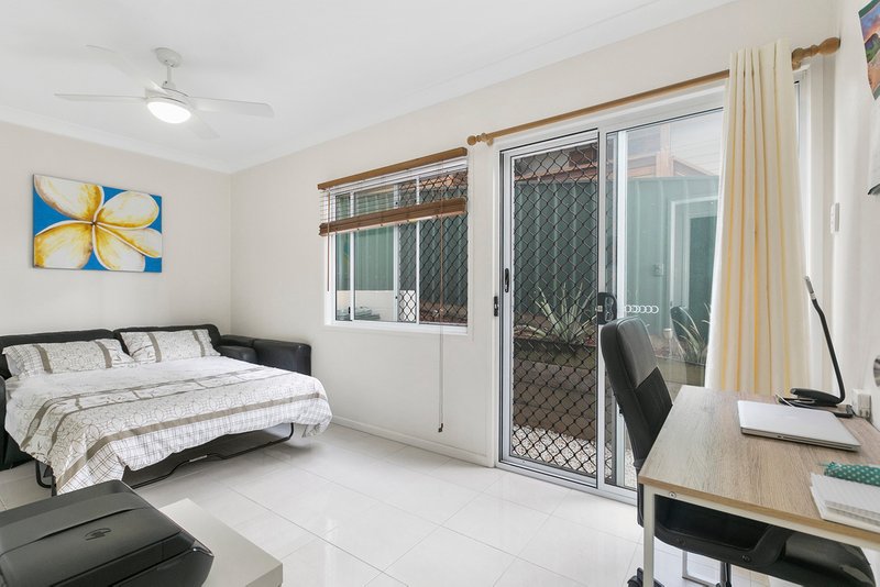 Photo - 63A Fegen Drive, Moorooka QLD 4105 - Image 13