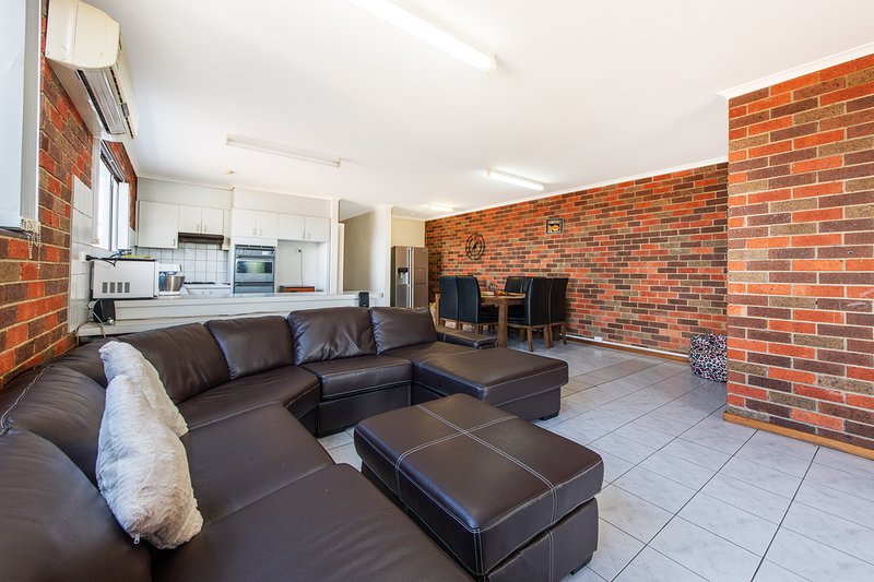 Photo - 63a Springs Road, Clayton South VIC 3169 - Image 3