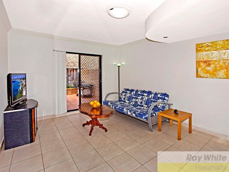 Photo - 6/4-6 Morton Street, Parramatta NSW 2150 - Image 4