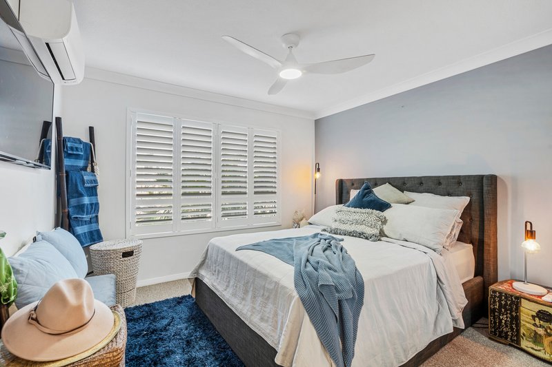 Photo - 6/4-6 Oleander Avenue, Biggera Waters QLD 4216 - Image 10
